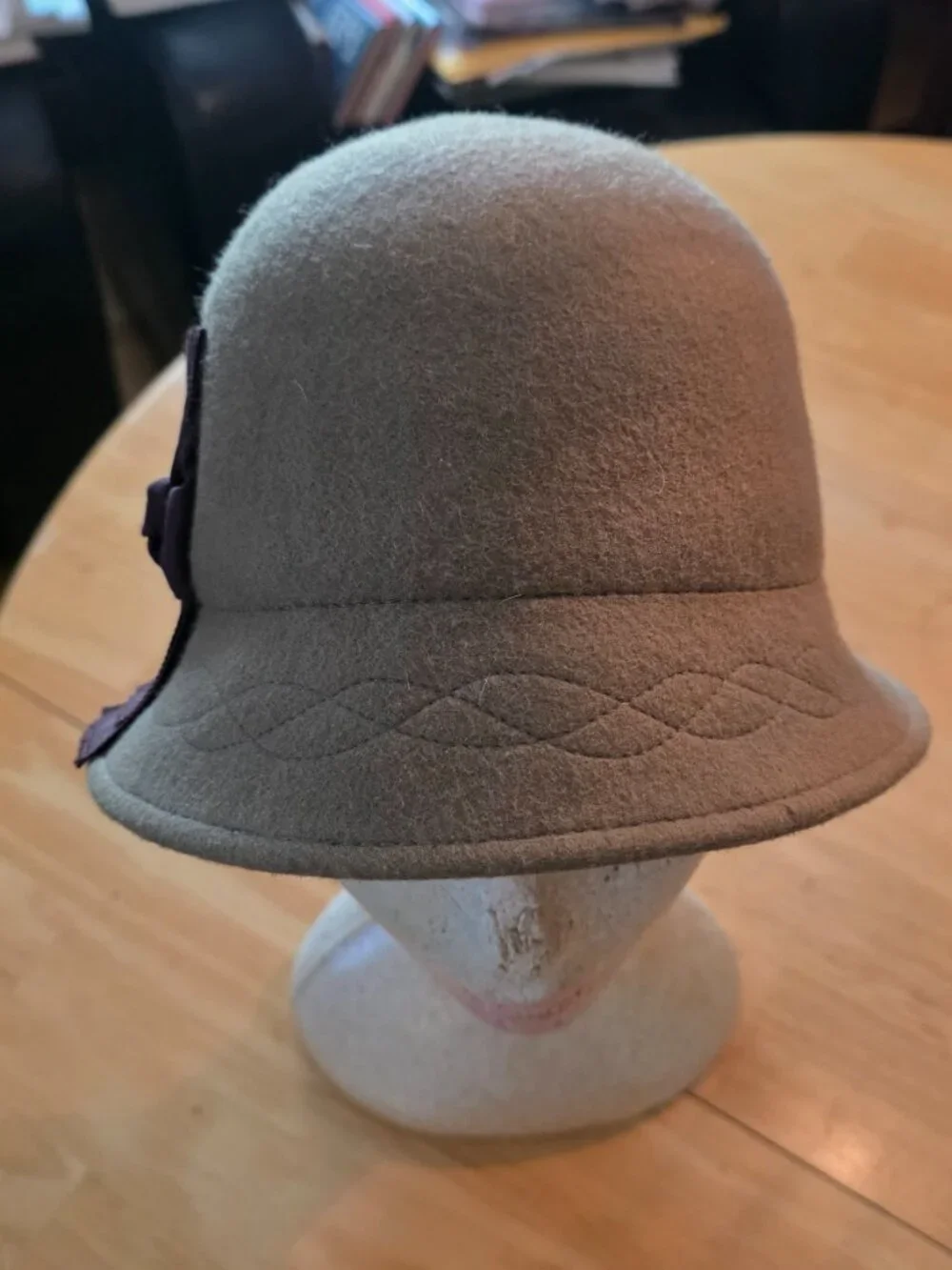 Albertus Swanepoel for Target 100% Wool Cloche Hat Olive Taupe Ribbon Detail